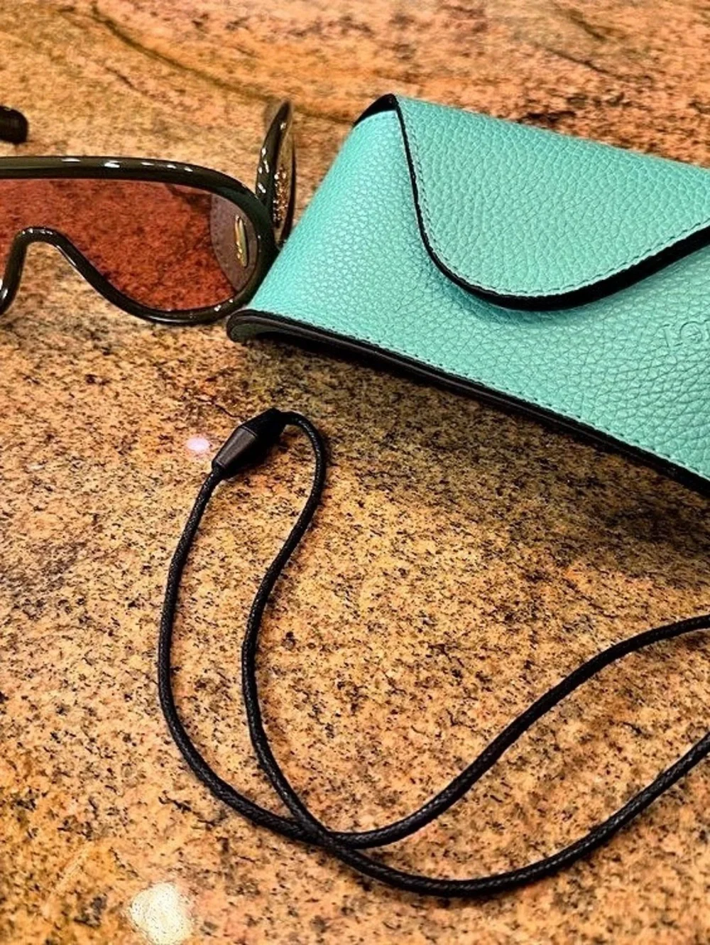 Loewe construction case attached